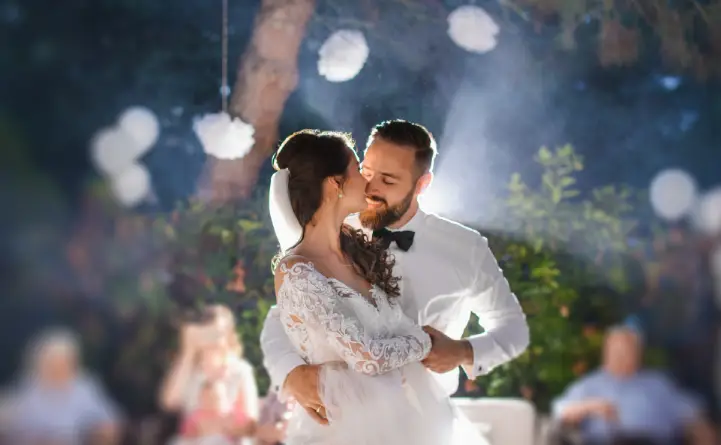Wedding-dance-lessons Salsa-Bachata-wedding-dance